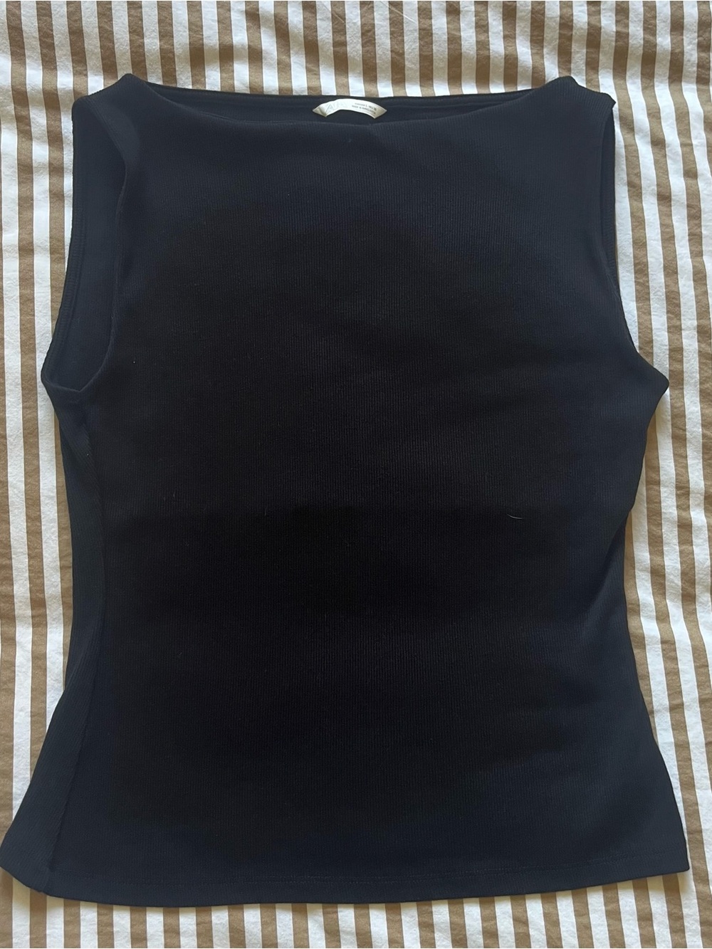 Zara Boatneck Sleeveless Ribbed Knit Top